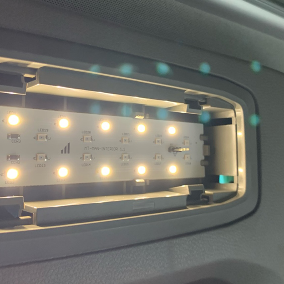 ÉMETTEUR DE LAMPE D'INTÉRIEUR MAN À PARTIR DE 2022