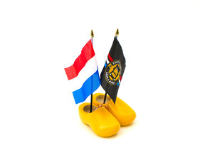 DOUBLE- DRAPEAU DE PAYS - SABOT CUIR 14CM