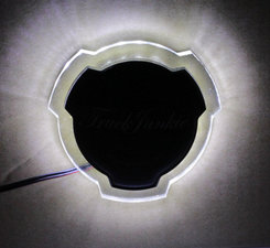 XENON BLANC - EMBLÈME ILLUMINÉ - ADAPTÉ POUR SCANIA